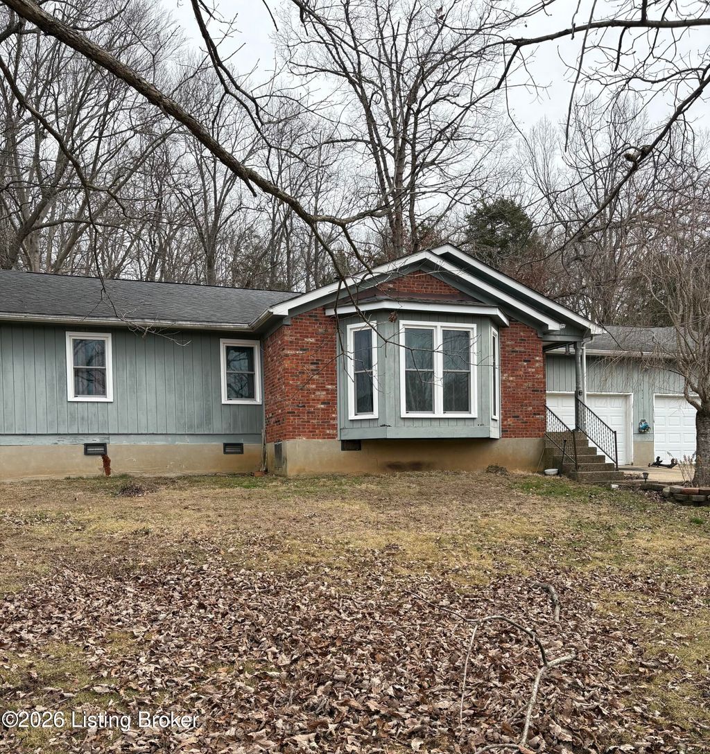 Photo of 240 Waddell Ln, Shepherdsville, KY 40165 (MLS # 1714091)