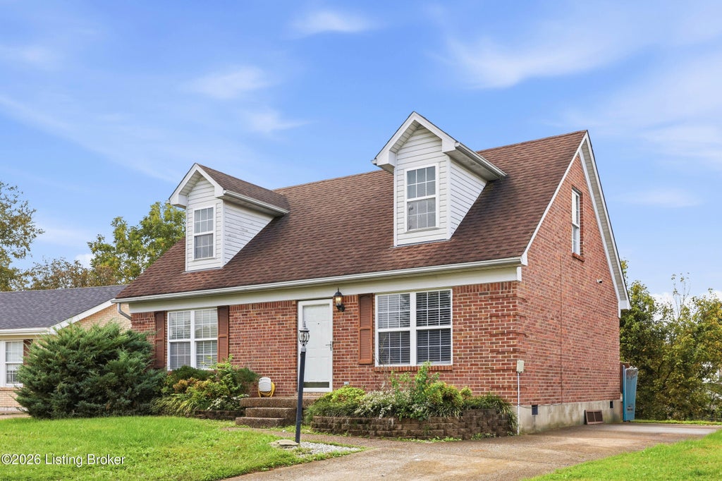 Photo of 3112 Pine Trace Ct, Louisville, KY 40272 (MLS # 1732233)