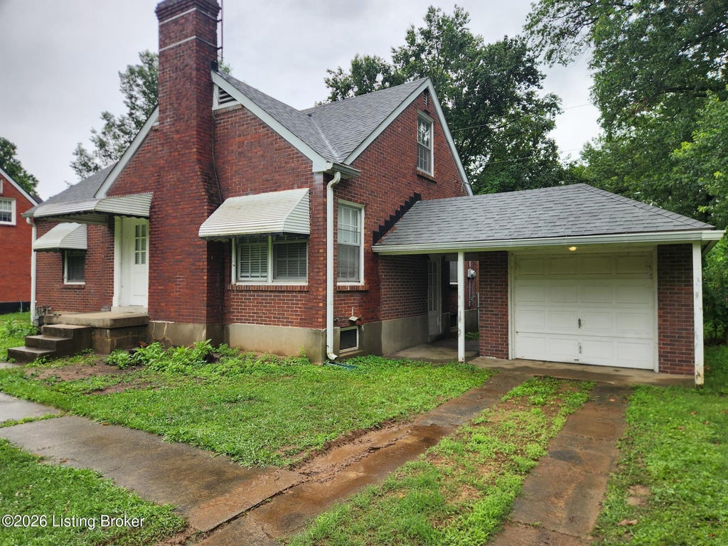 Photo of 316 Monohan Dr, Louisville, KY 40207 (MLS # 1731478)