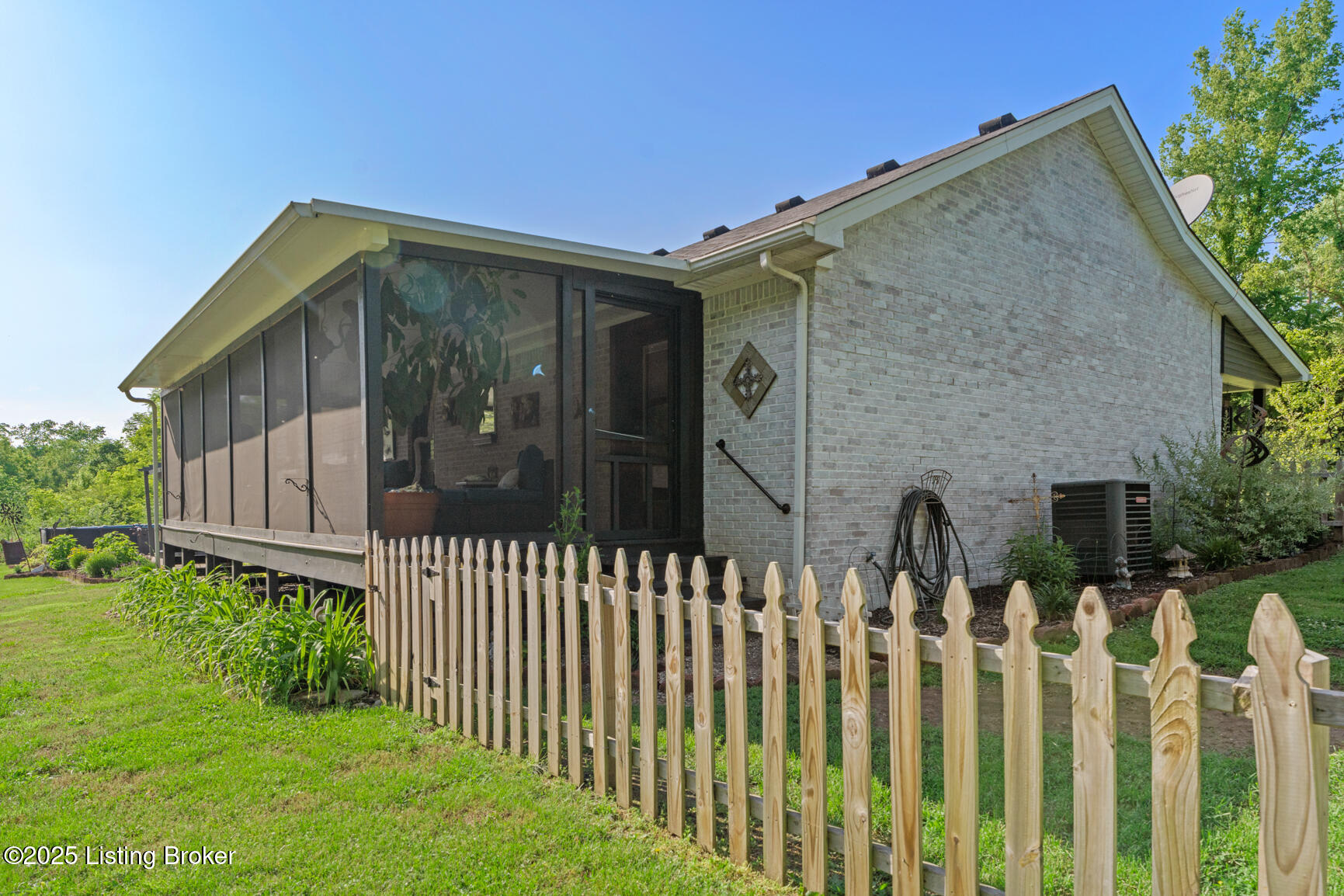 2327 Highgrove Rd, Coxs Creek, Pennsylvania image 31