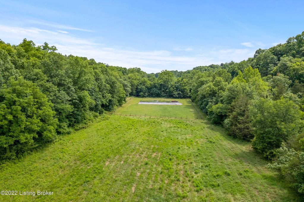 Photo of 7903 Organ Creek Rd, Pendleton, KY 40055 (MLS # 1663423)
