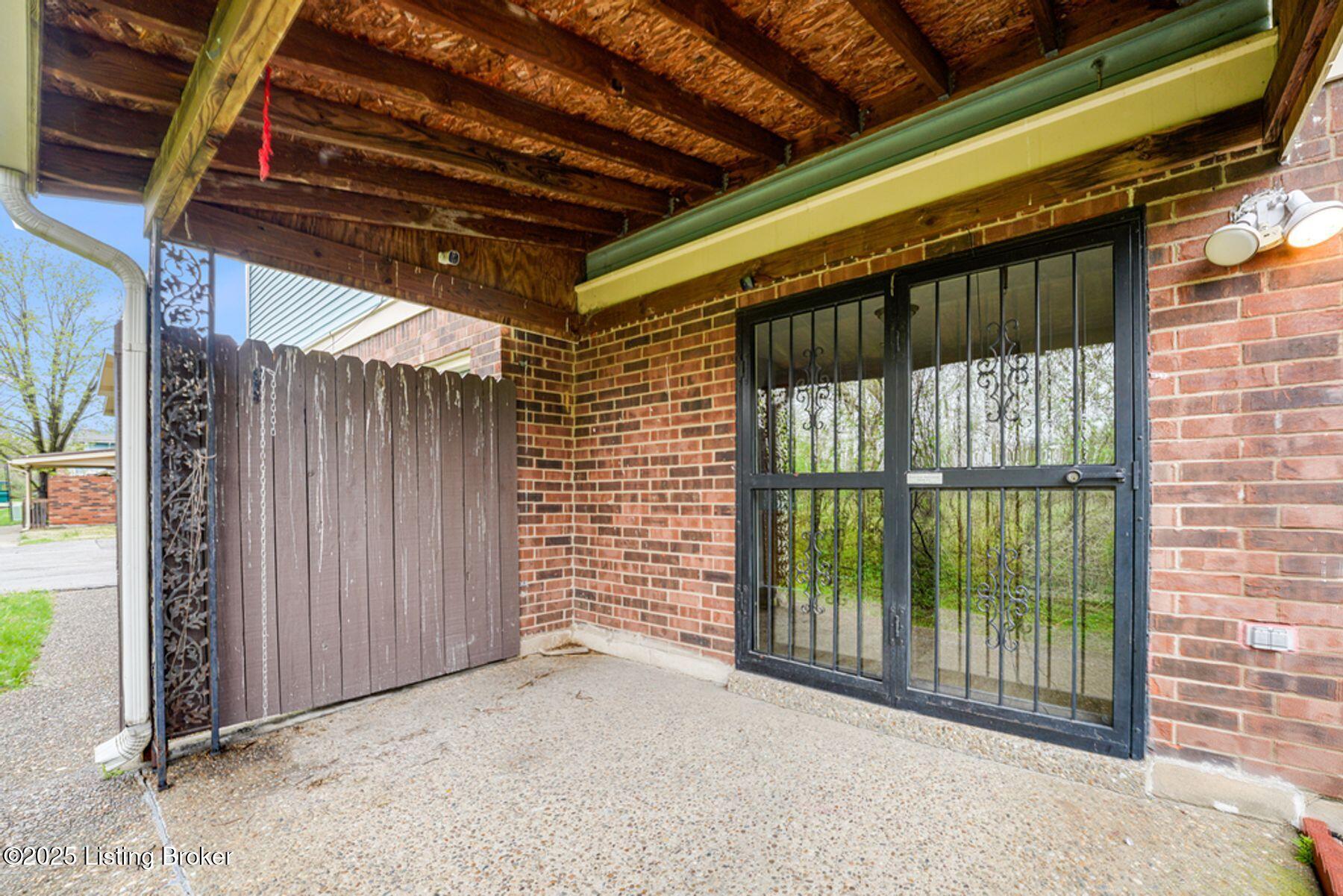 3112 Valley Side Ct, Louisville, Kentucky image 4