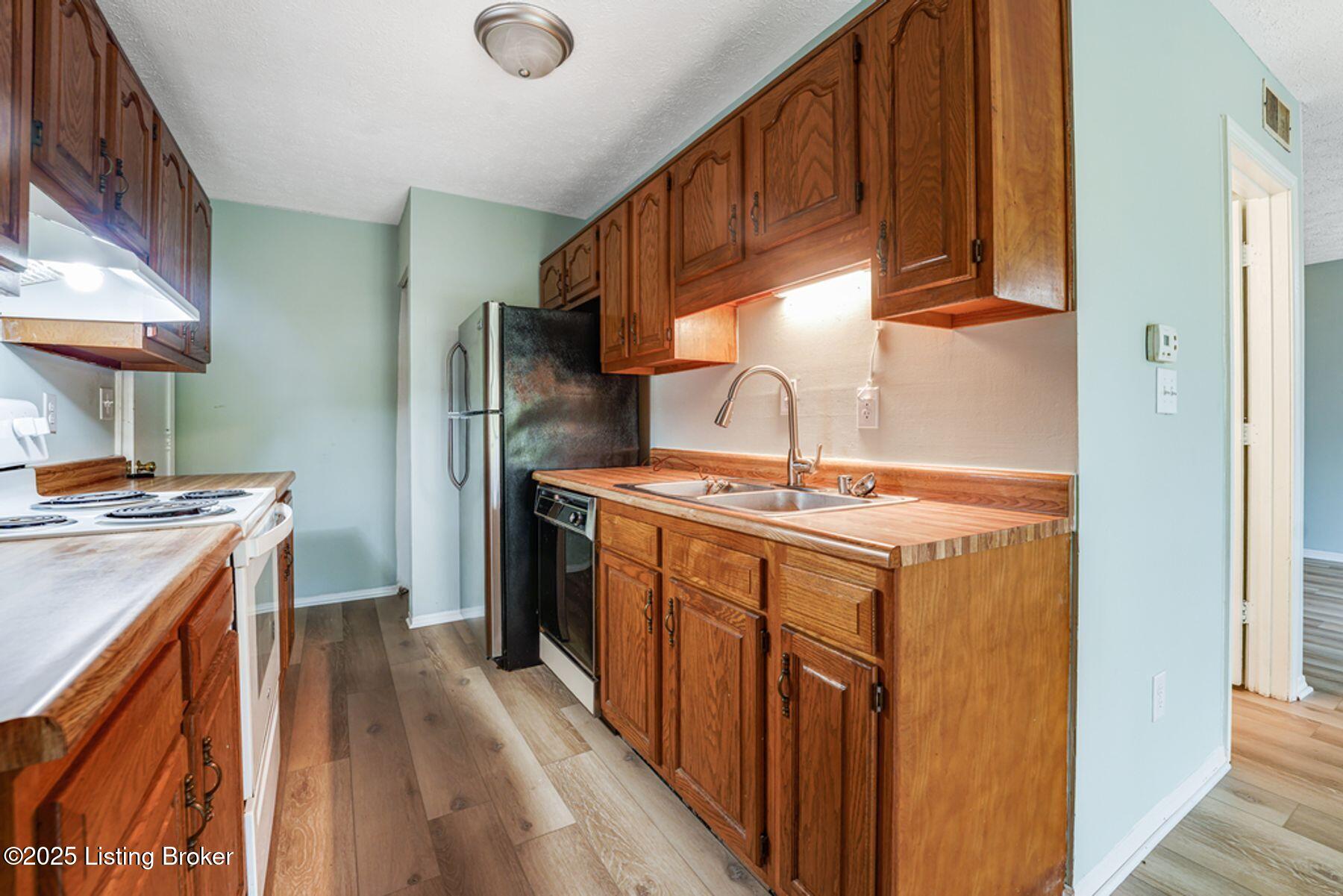 3112 Valley Side Ct, Louisville, Kentucky image 14