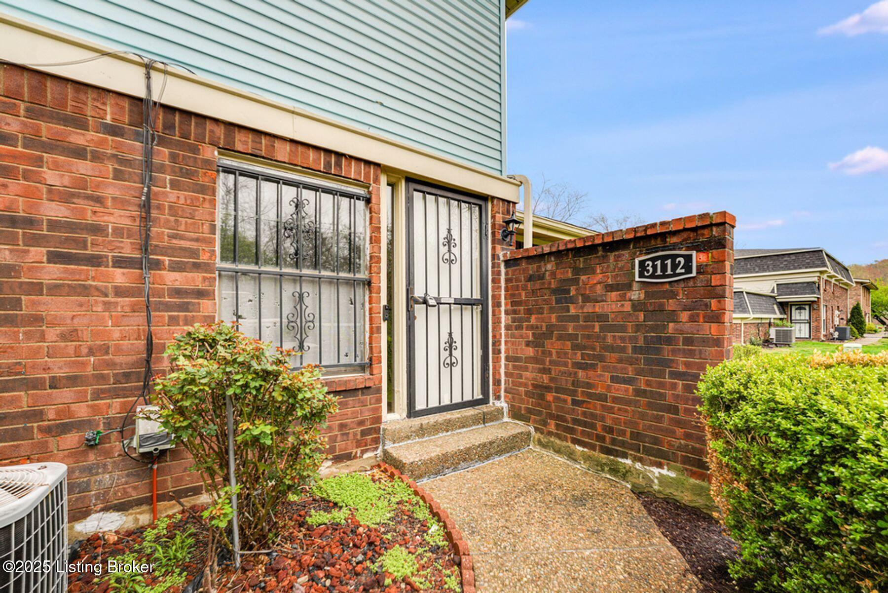 3112 Valley Side Ct, Louisville, Kentucky image 5