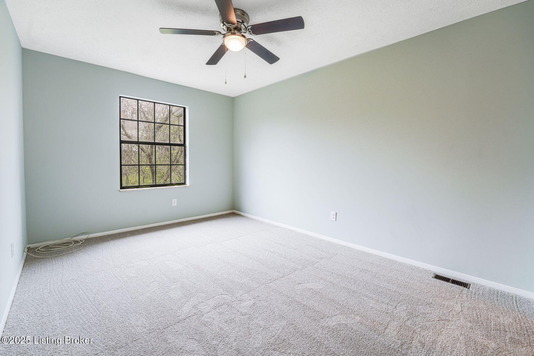 3112 Valley Side Ct, Louisville, Kentucky image 20