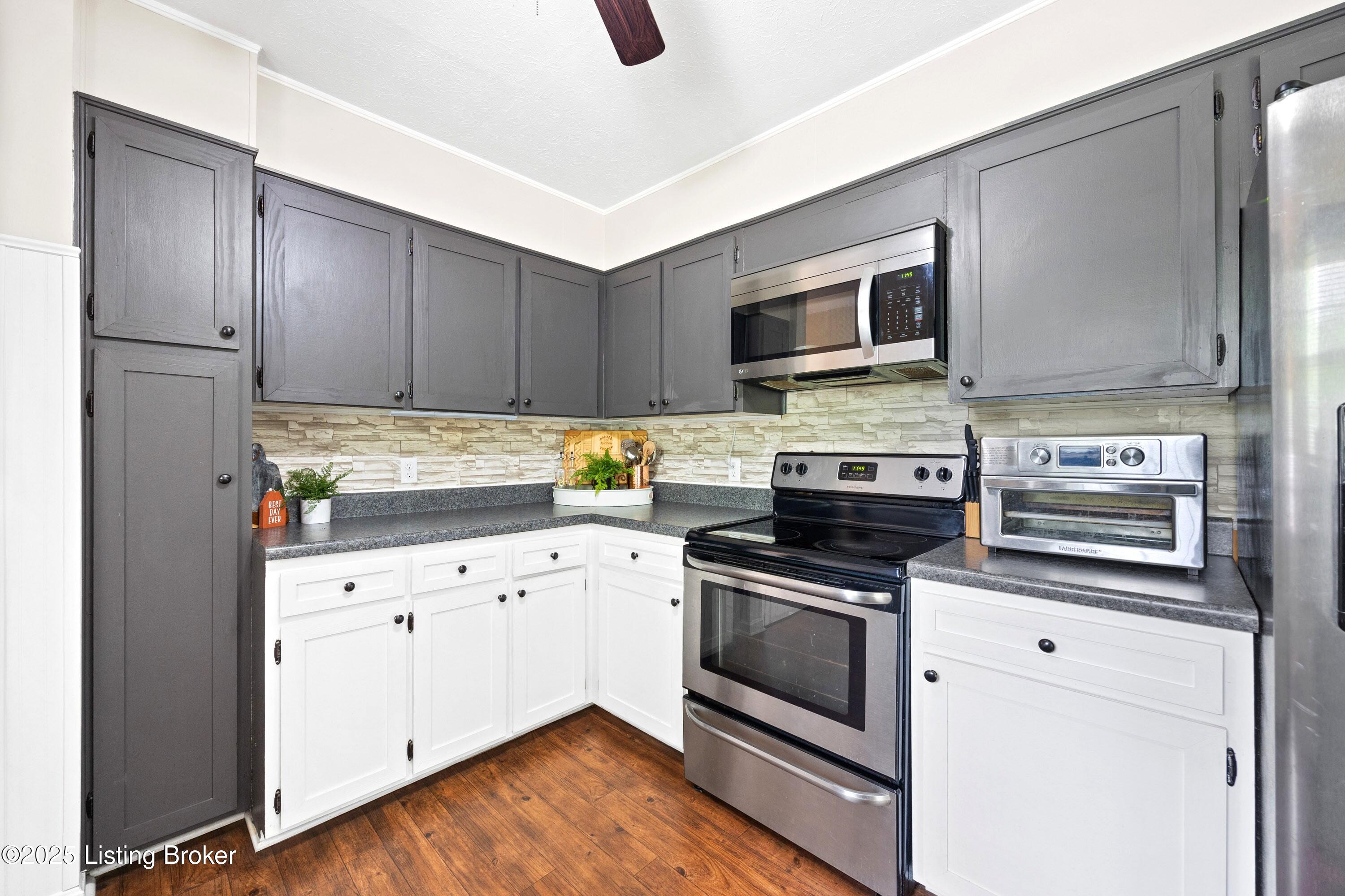 1201 Oak Hill Dr, Leitchfield, Pennsylvania image 3