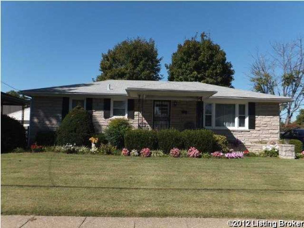 Photo of 3512 Schaffner Dr, Louisville, KY 40216 (MLS # 1717959)