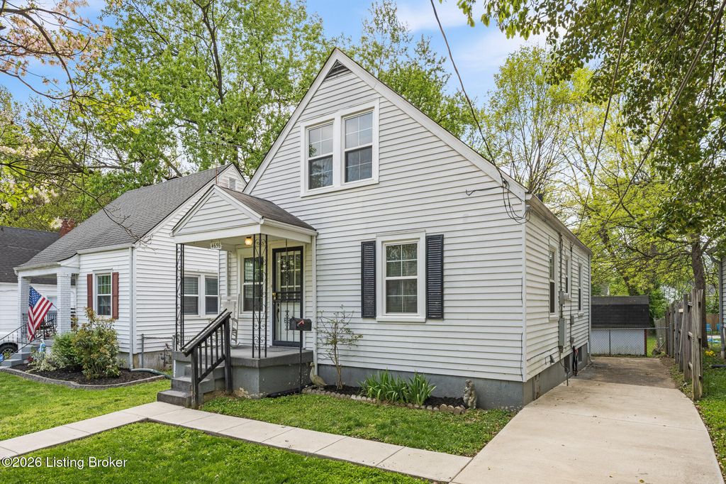 Photo of 4656 Cliff Ave, Louisville, KY 40215 (MLS # 1714266)