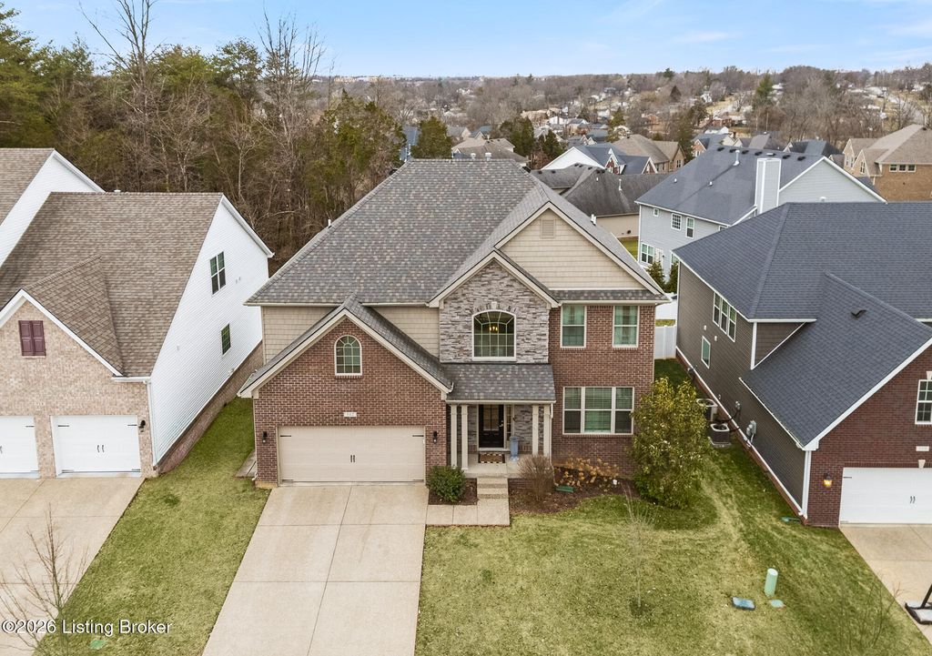 Photo of 512 Wooded Falls Rd, Louisville, KY 40243 (MLS # 1710336)