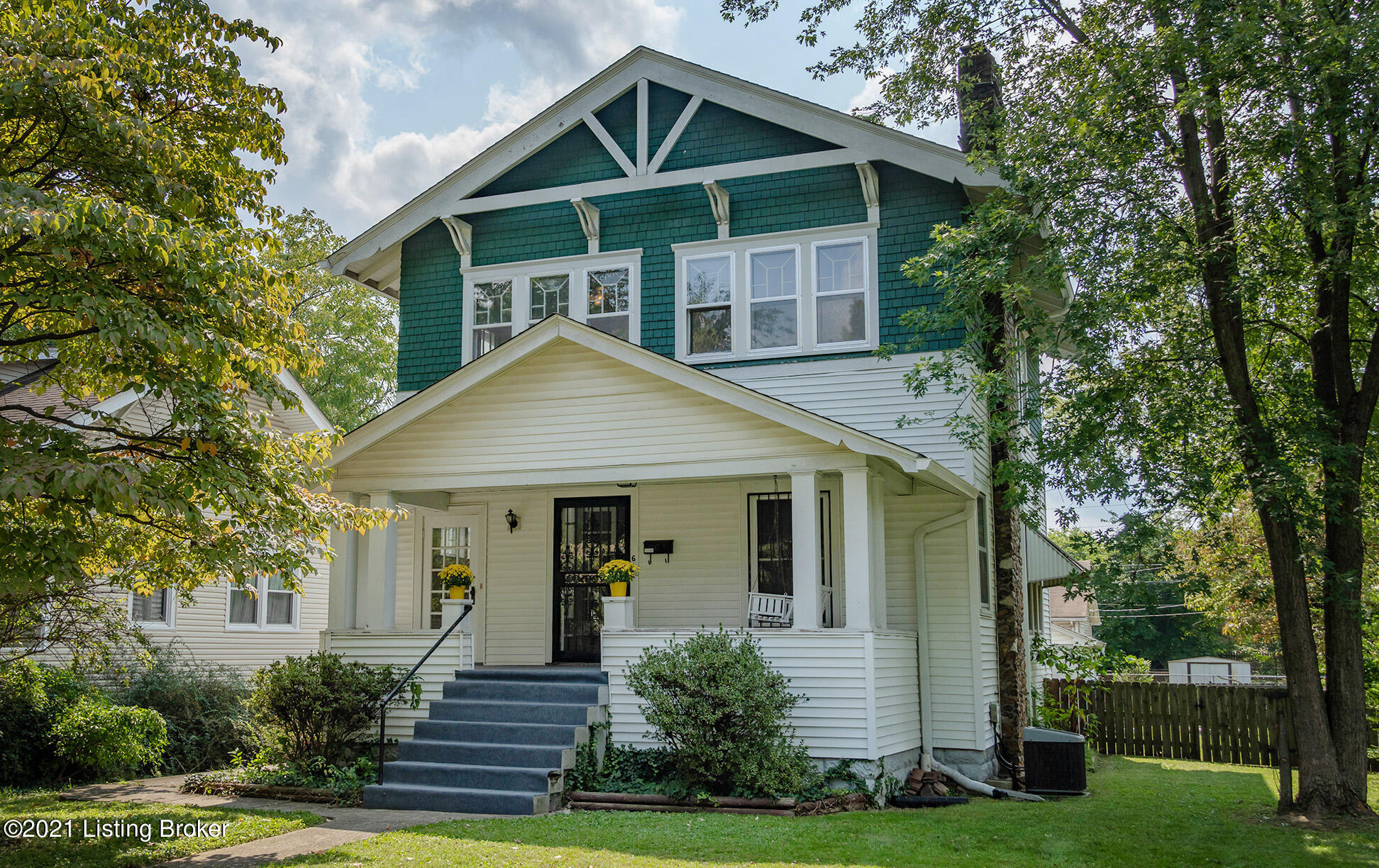 Photo 1 of 41 — 6 Maple Ct, Louisville, KY 40214
