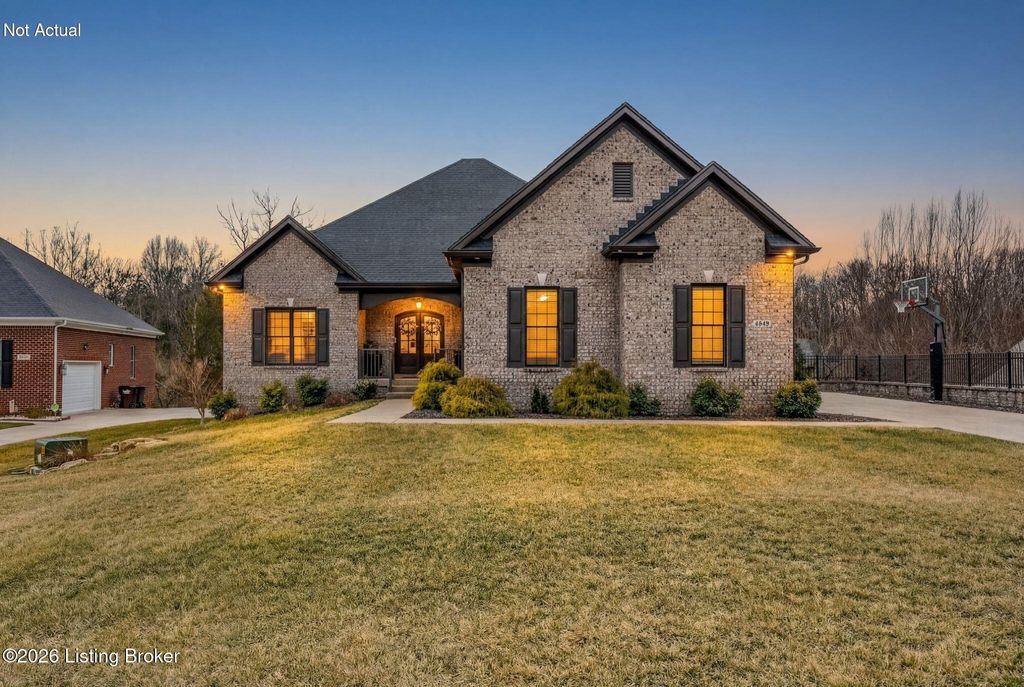 Photo of 2310 Clemons Way, Louisville, KY 40023 (MLS # 1710160)