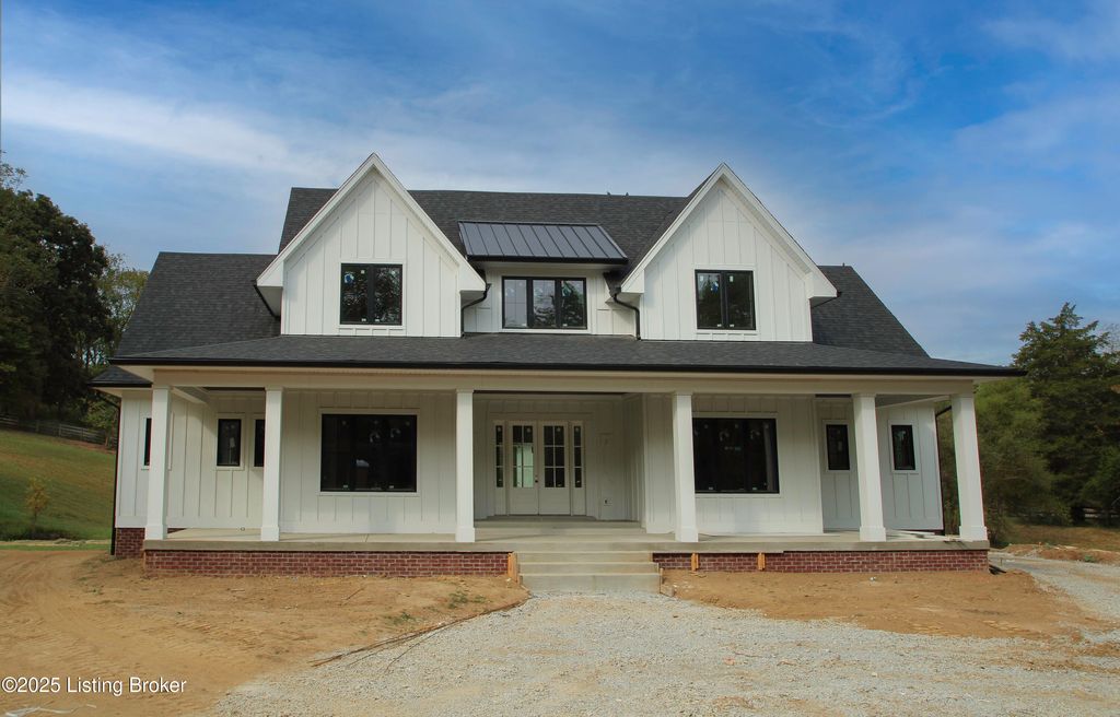 Photo of 3973 Hidden Falls Dr, Prospect, KY 40059 (MLS # 1698886)