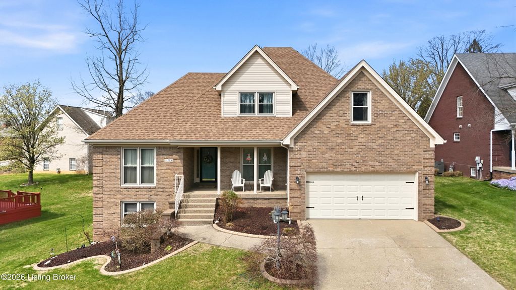Photo of 11703 Kewana Ct, Jeffersontown, KY 40299 (MLS # 1712641)