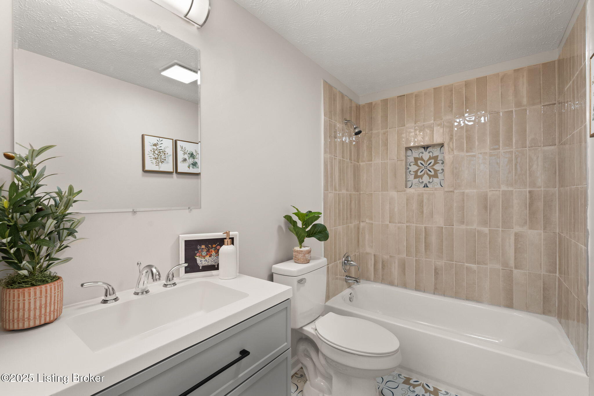 4510 N Cody Ln, Louisville, Pennsylvania image 24