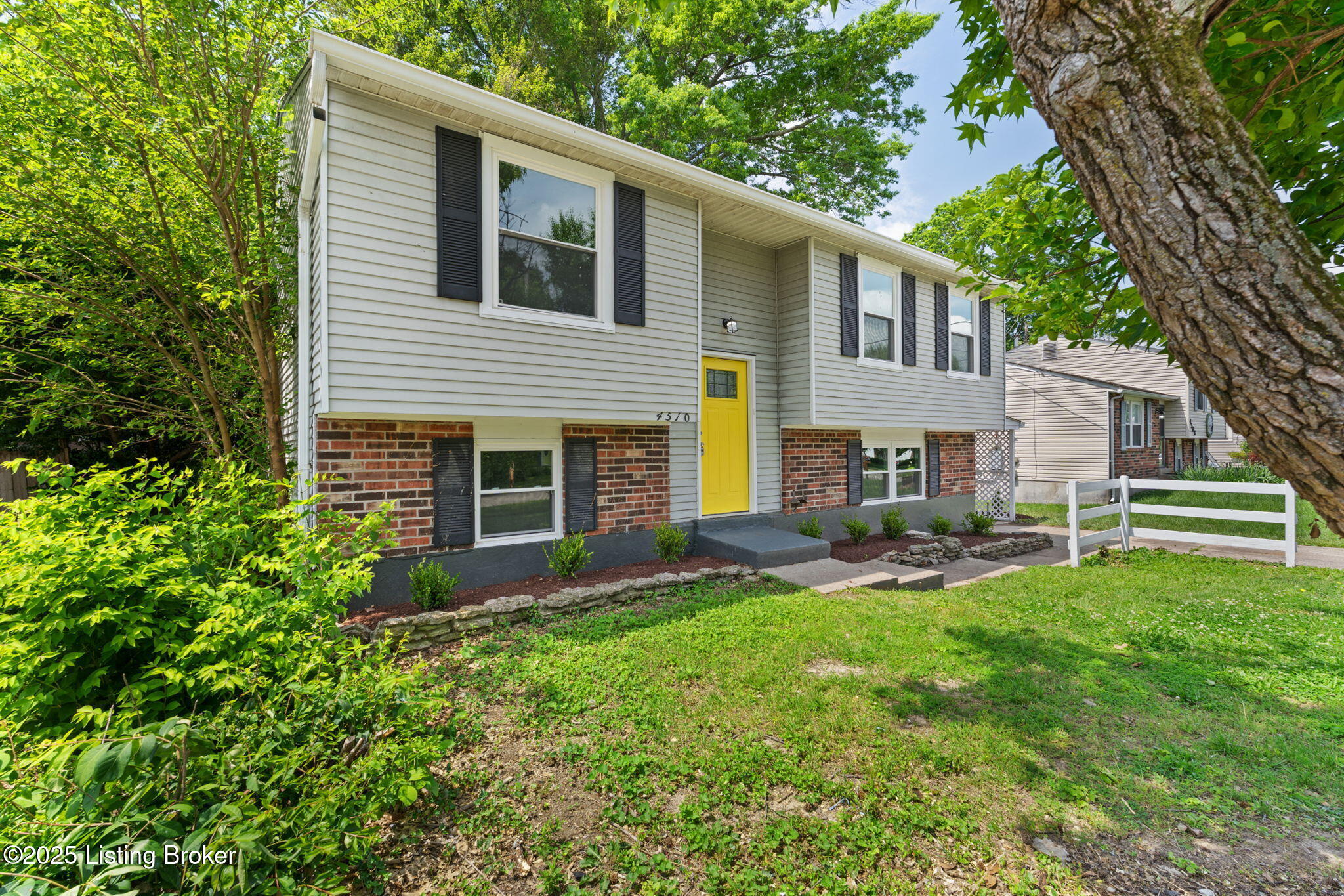 4510 N Cody Ln, Louisville, Pennsylvania image 3