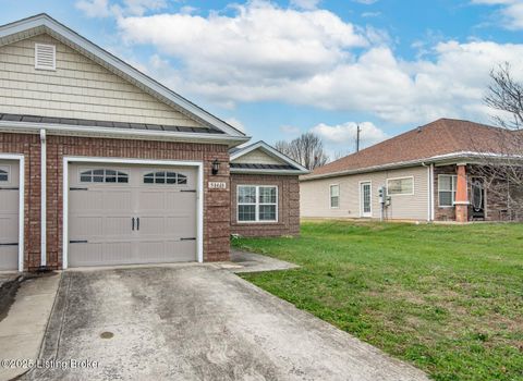Photo of 516B Lincoln Ave, Elizabethtown, KY 42701 (MLS # 1704918)