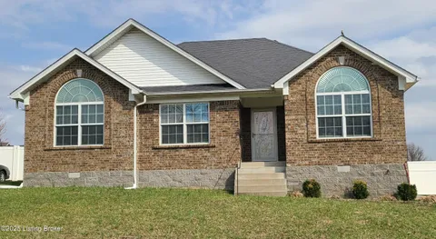 101 Linden Ave, Bardstown, KY 40004 - #: 1681956