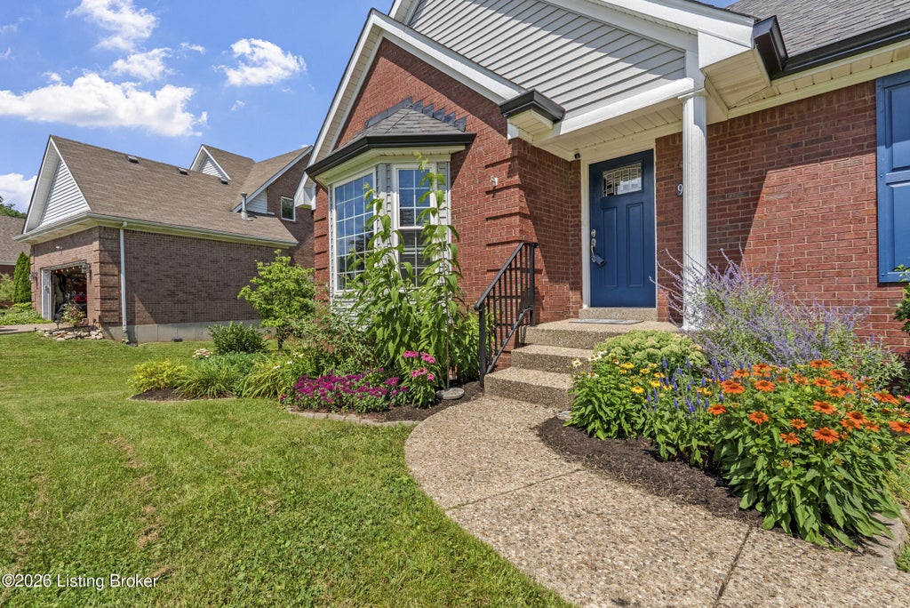 Photo of 9506 Poplar Hill Dr, Crestwood, KY 40014 (MLS # 1723710)