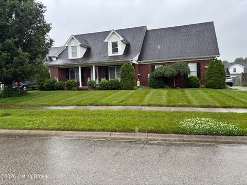 Homes For Sale - 6406 Autumn Oak Way<br/> Jefferson County, Louisville, KY 40272