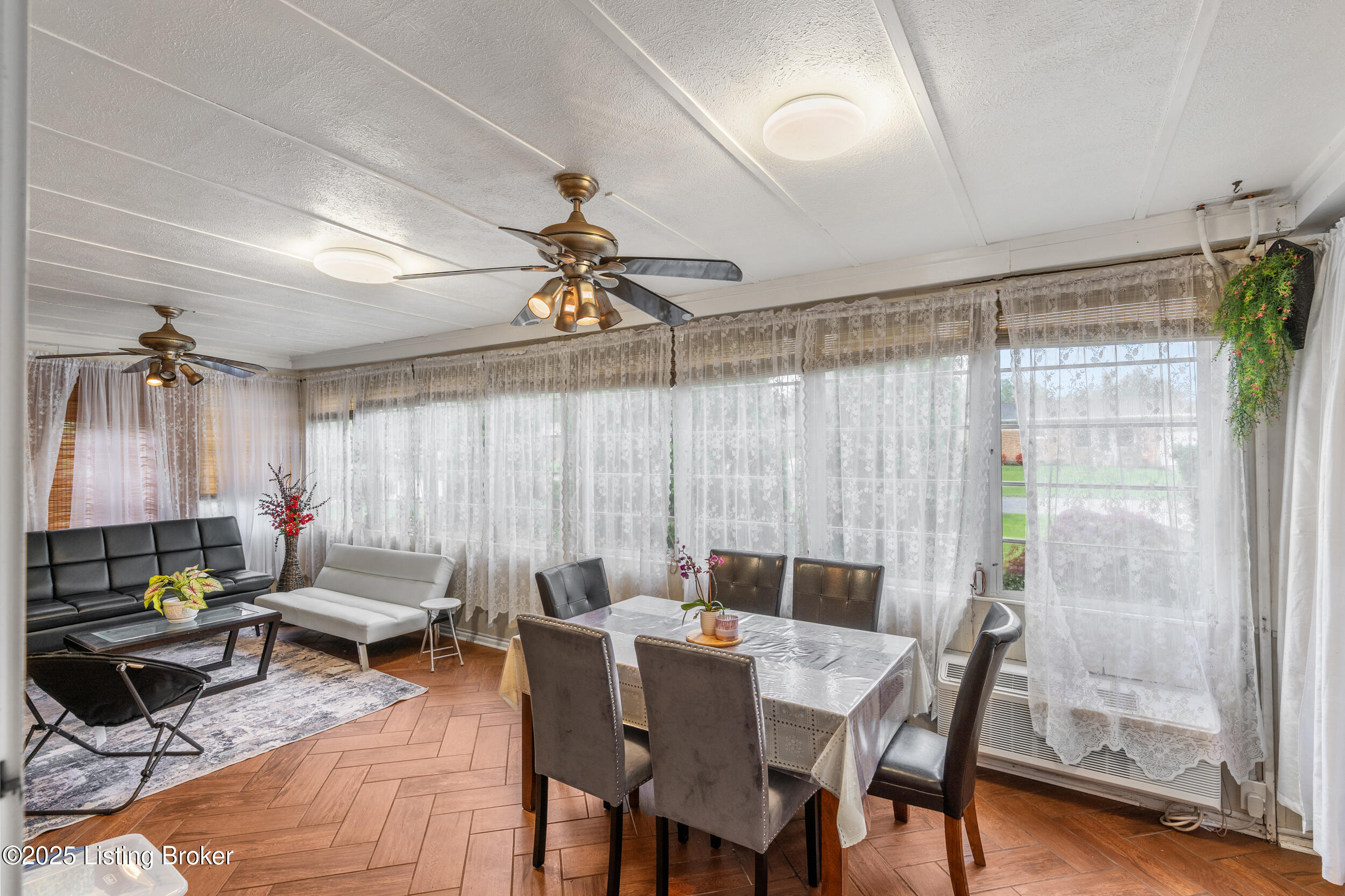 8214 Siesta Way, Louisville, Pennsylvania image 7