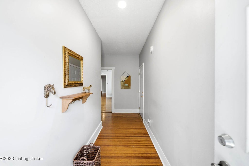 Photo of 3031-3033 Wirth Ave, Louisville, KY 40217 (MLS # 1731821)