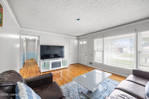 Tiny photo for 6804 Orange Blossom Rd, Louisville, KY 40219 (MLS # 1728999)