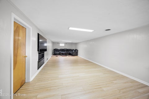 Tiny photo for 6804 Orange Blossom Rd, Louisville, KY 40219 (MLS # 1728999)