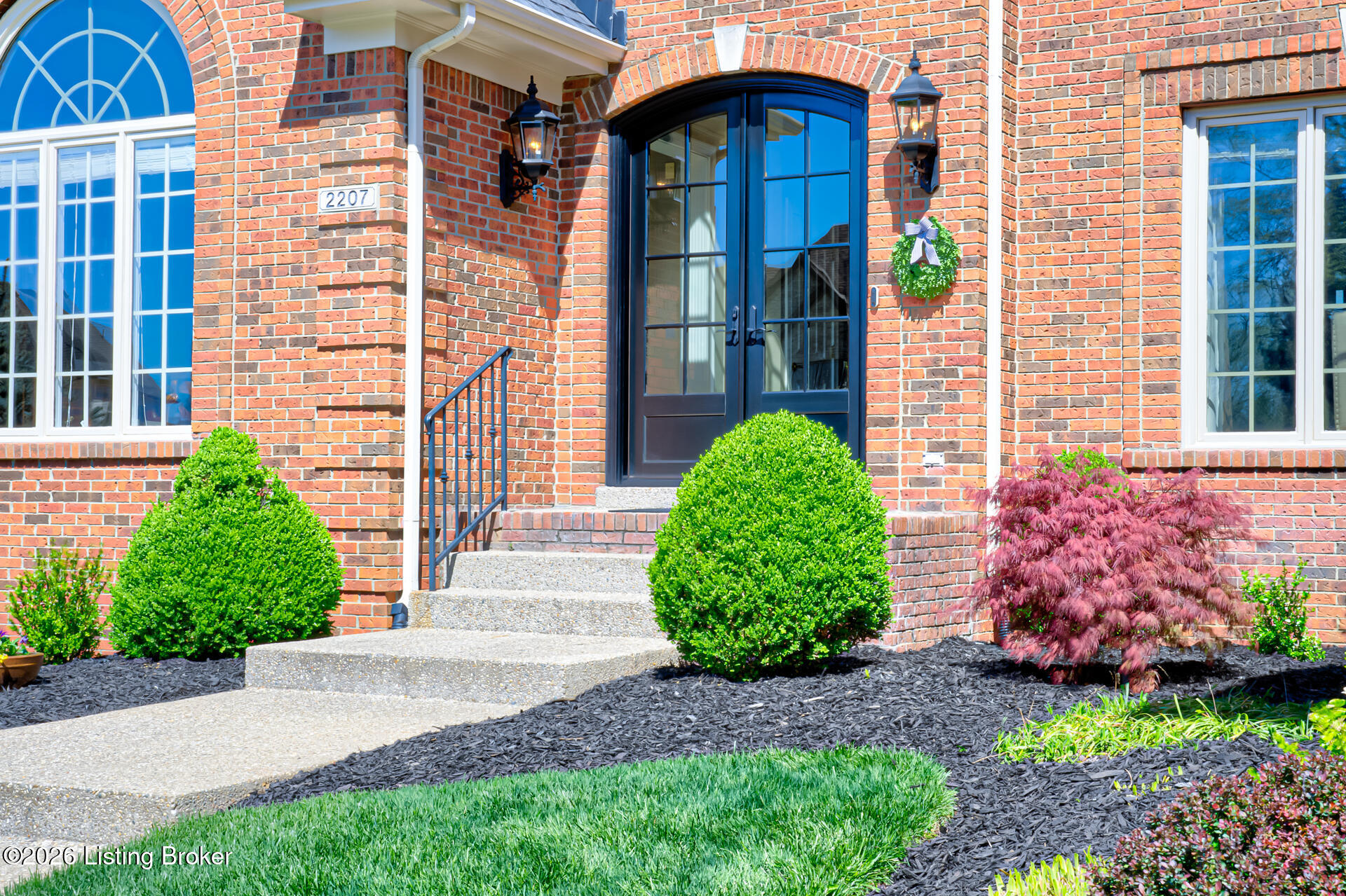 2207 Highland Springs Pl