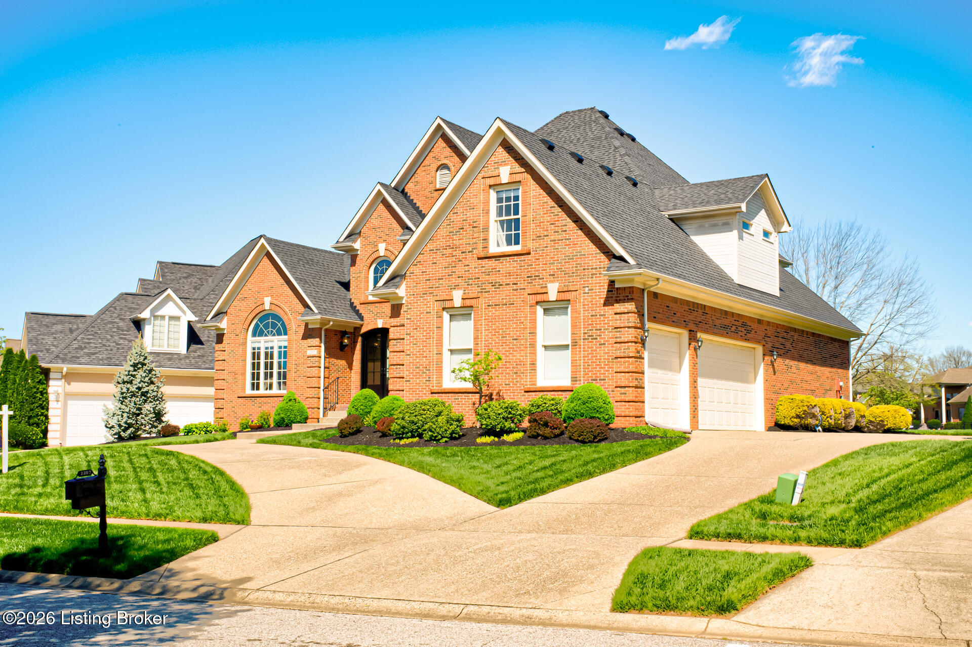 2207 Highland Springs Pl