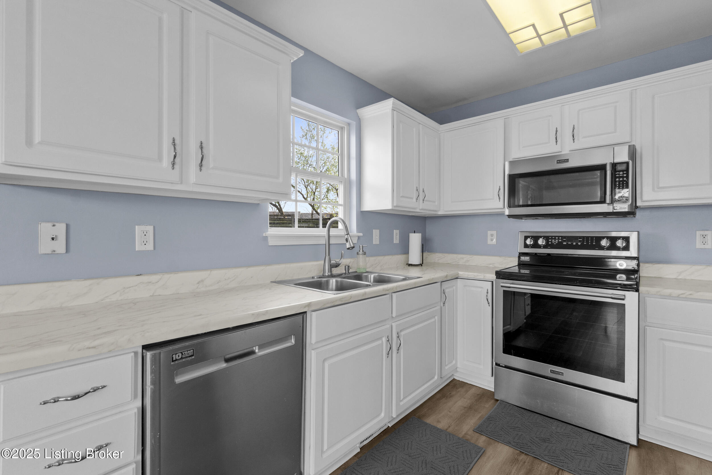 10400 Leddenton Way, Louisville, Pennsylvania image 21