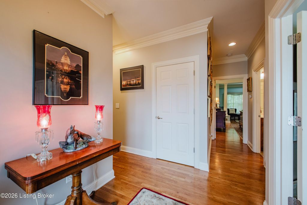 Photo of 7120 Brett Frazier Dr, Louisville, KY 40291 (MLS # 1721747)