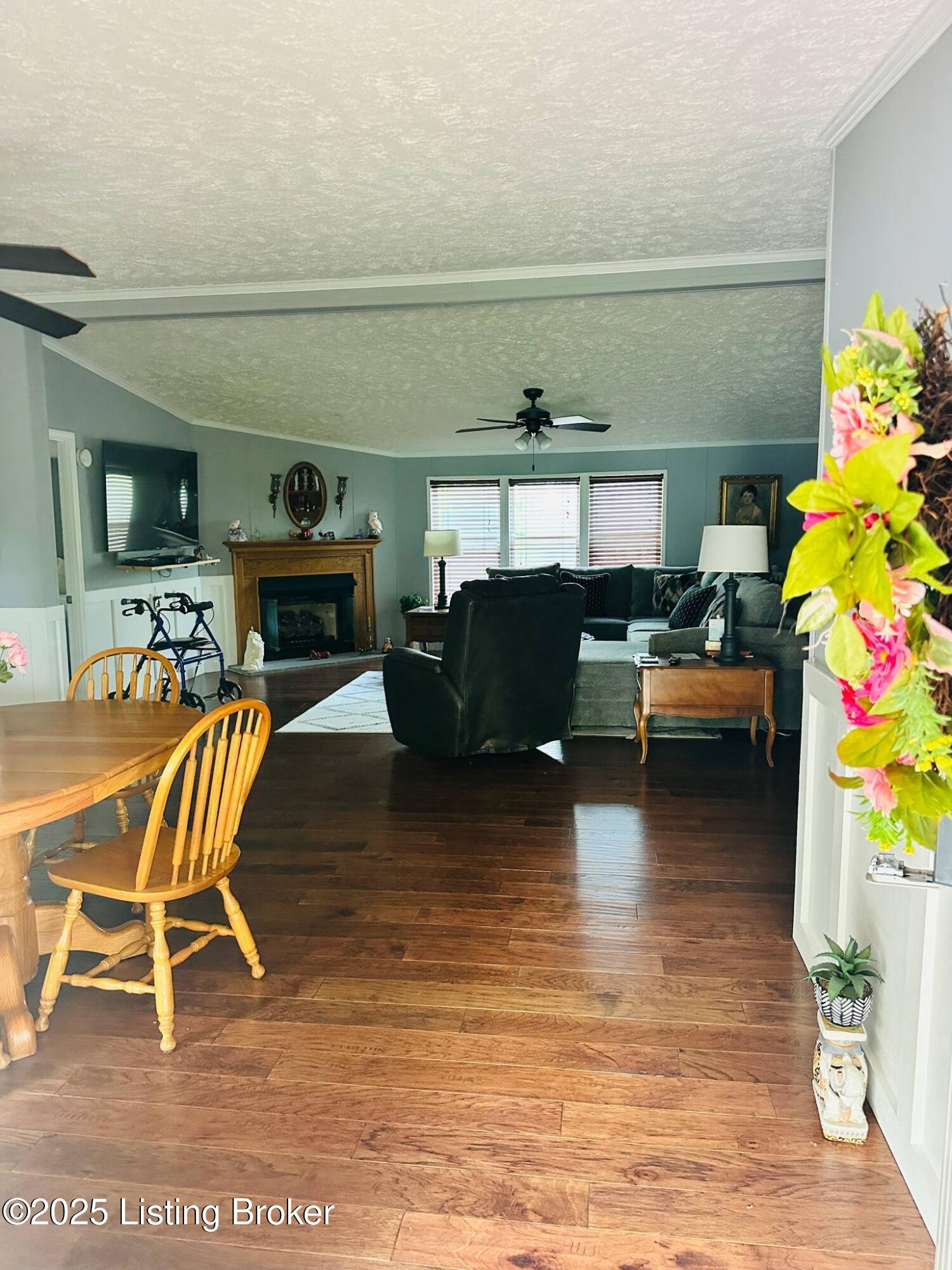588 Sleepy Hollow Cir, Clarkson, Kentucky image 13