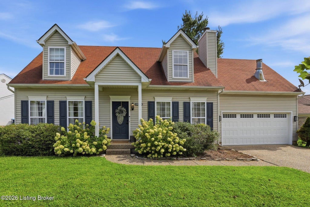 Photo of 8613 Hickory Falls Ln, Pewee Valley, KY 40056 (MLS # 1727555)