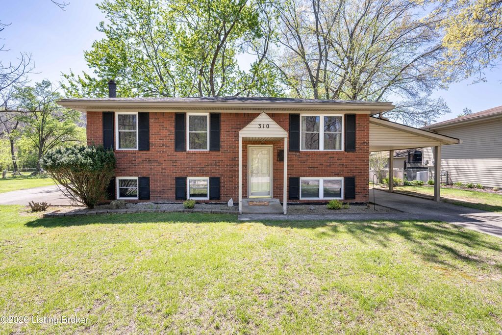 Photo of 310 Janie Ln, New Albany, IN 47150 (MLS # 1713623)