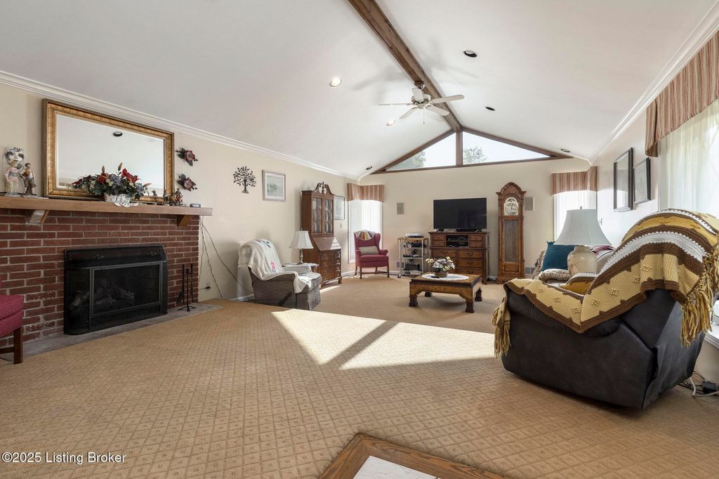 Photo of 3127 Hartlage Ct, Louisville, KY 40216 (MLS # 1713649)