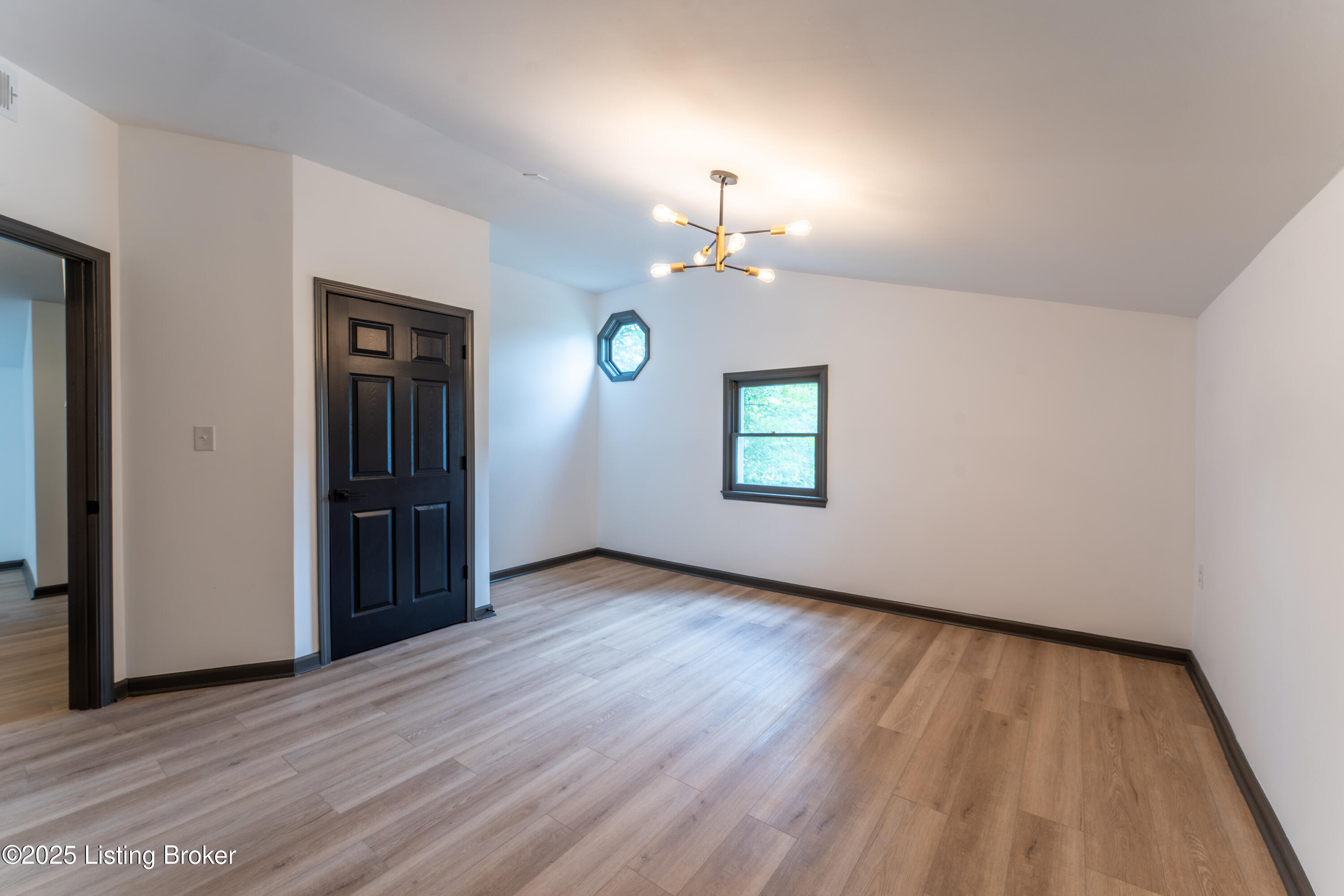 110 N Rastetter Ave, Louisville, Pennsylvania image 27