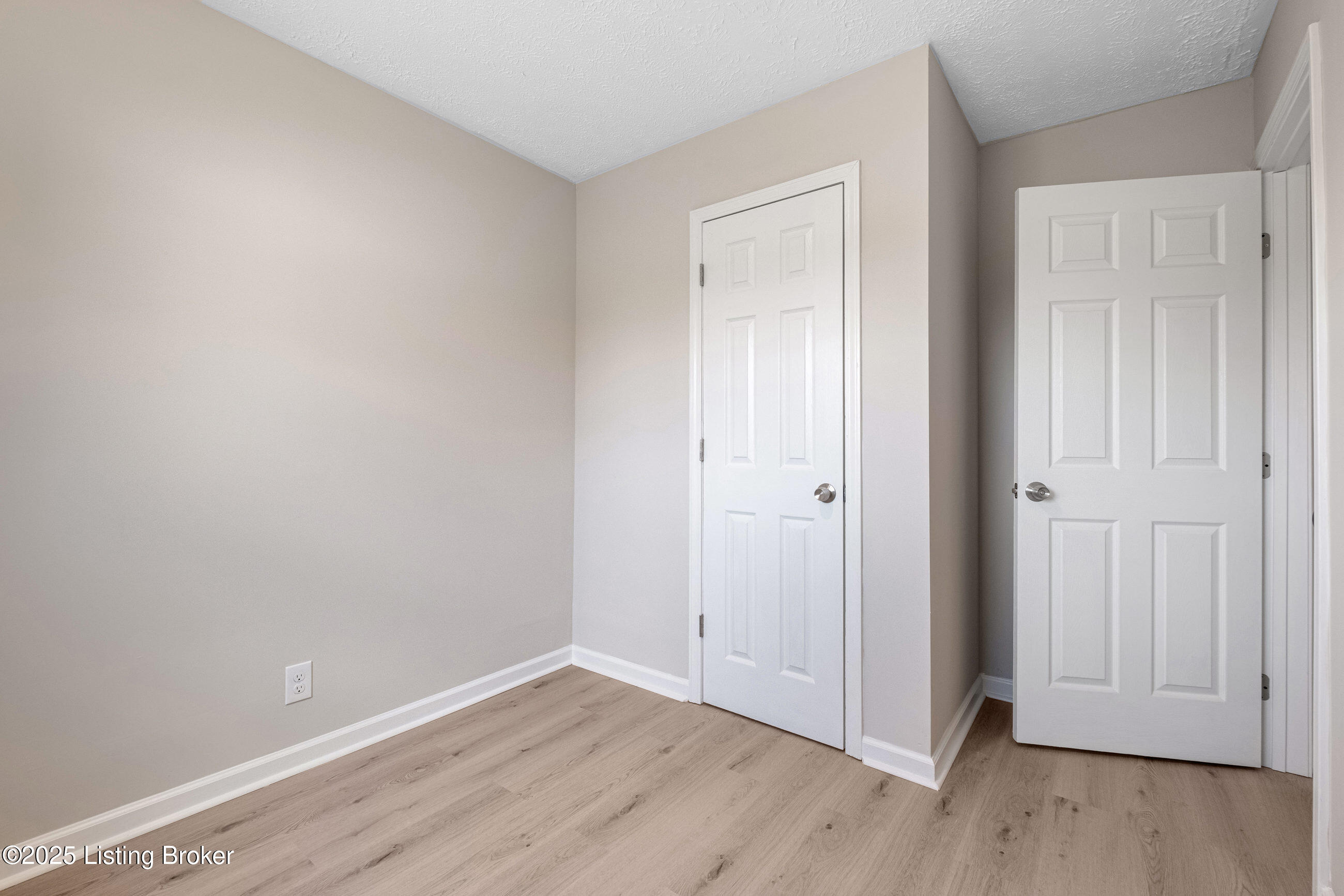 10371 Lower River Rd, Louisville, Kentucky image 13