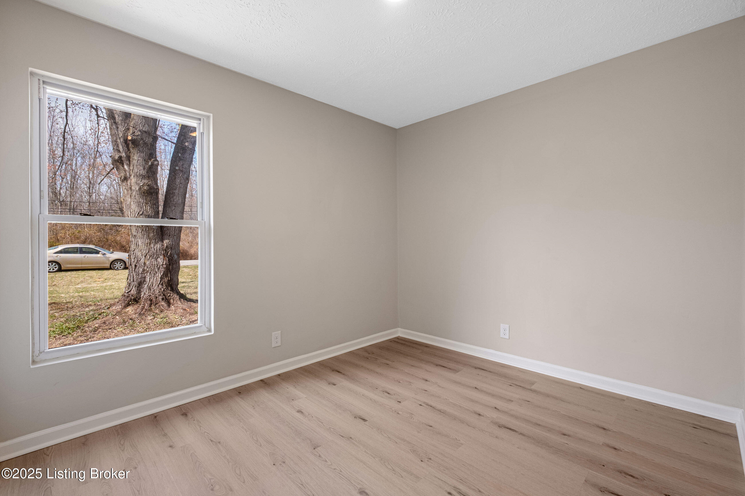 10371 Lower River Rd, Louisville, Kentucky image 16