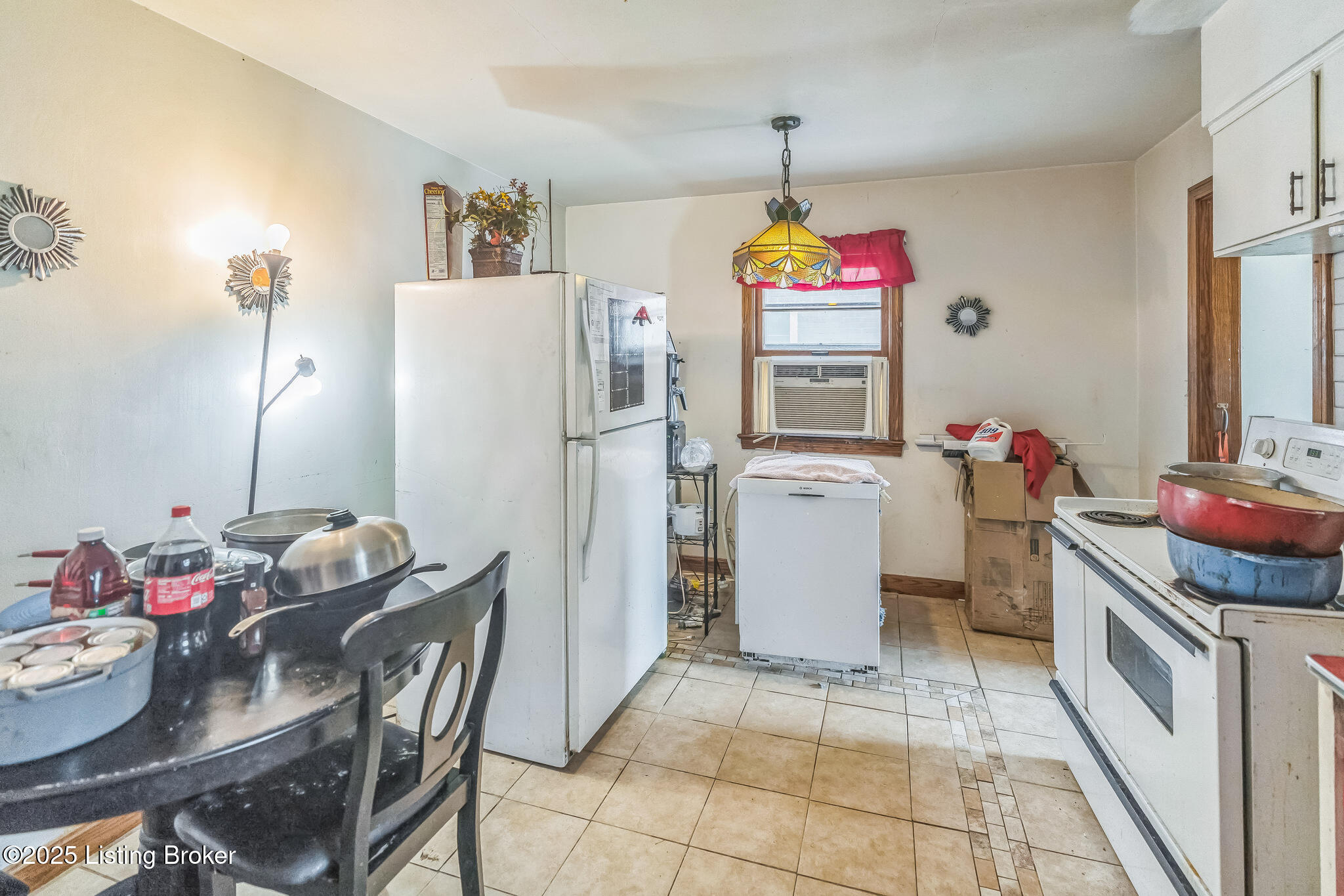 6415 Kenjoy Dr, Louisville, Pennsylvania image 6