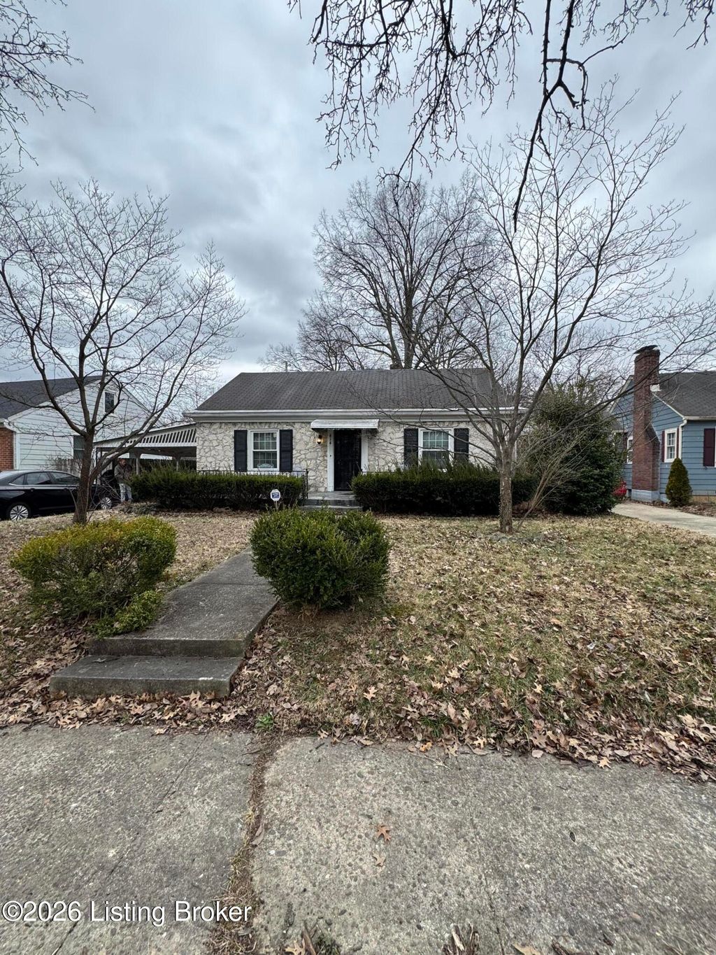 Photo of 414 Christopher Pl, Louisville, KY 40214 (MLS # 1709759)