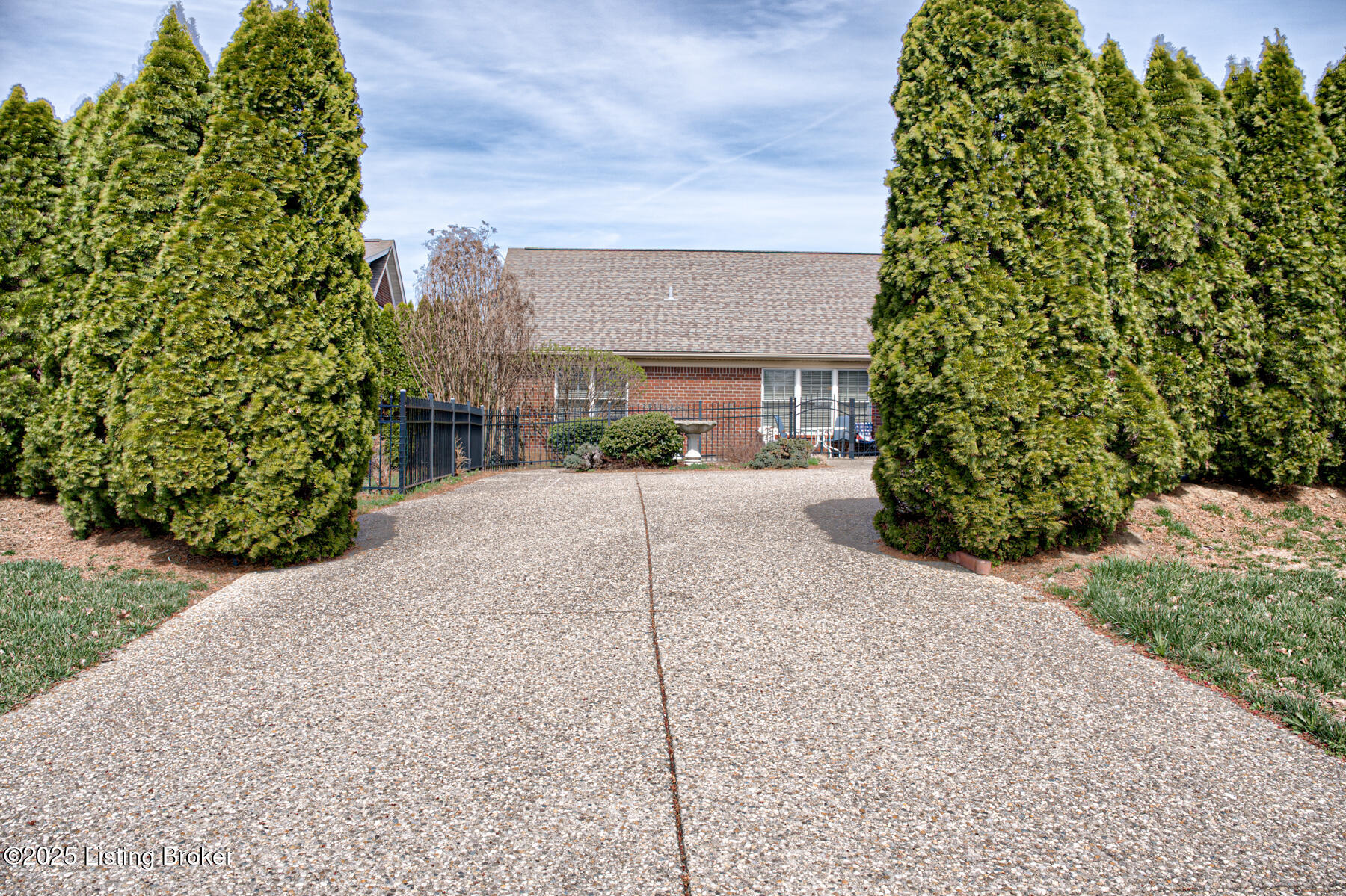 1004 Champions Cir, Simpsonville, Kentucky image 33