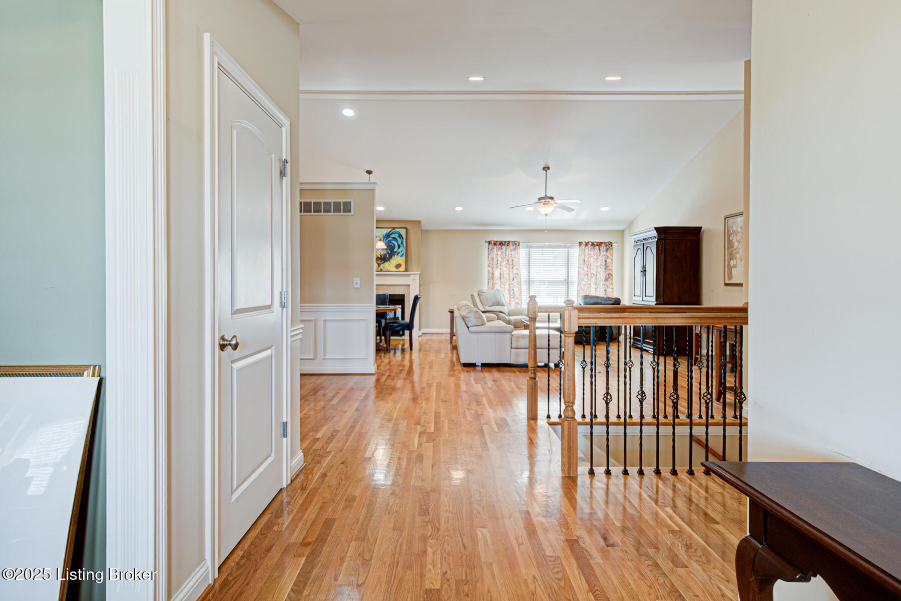 1004 Champions Cir, Simpsonville, Kentucky image 4