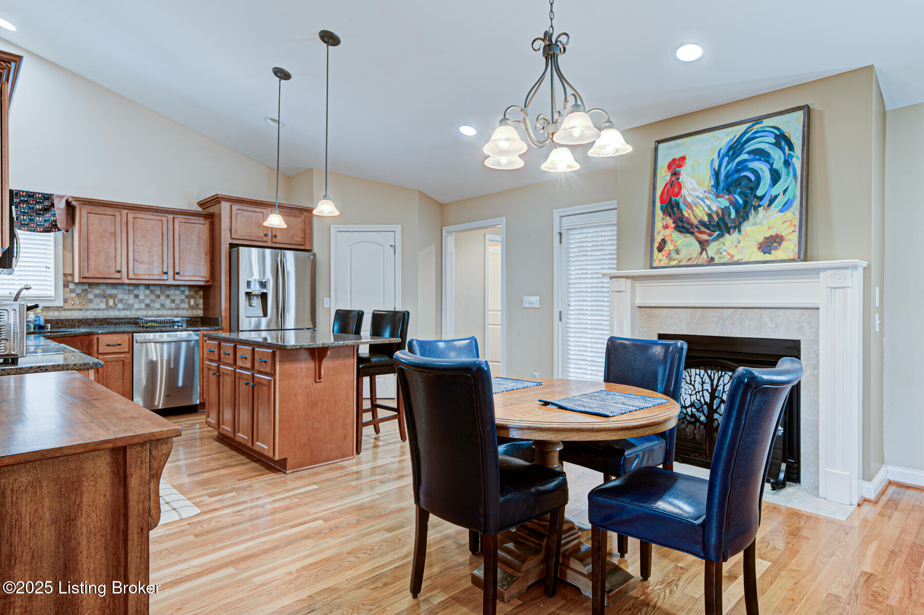 1004 Champions Cir, Simpsonville, Kentucky image 9