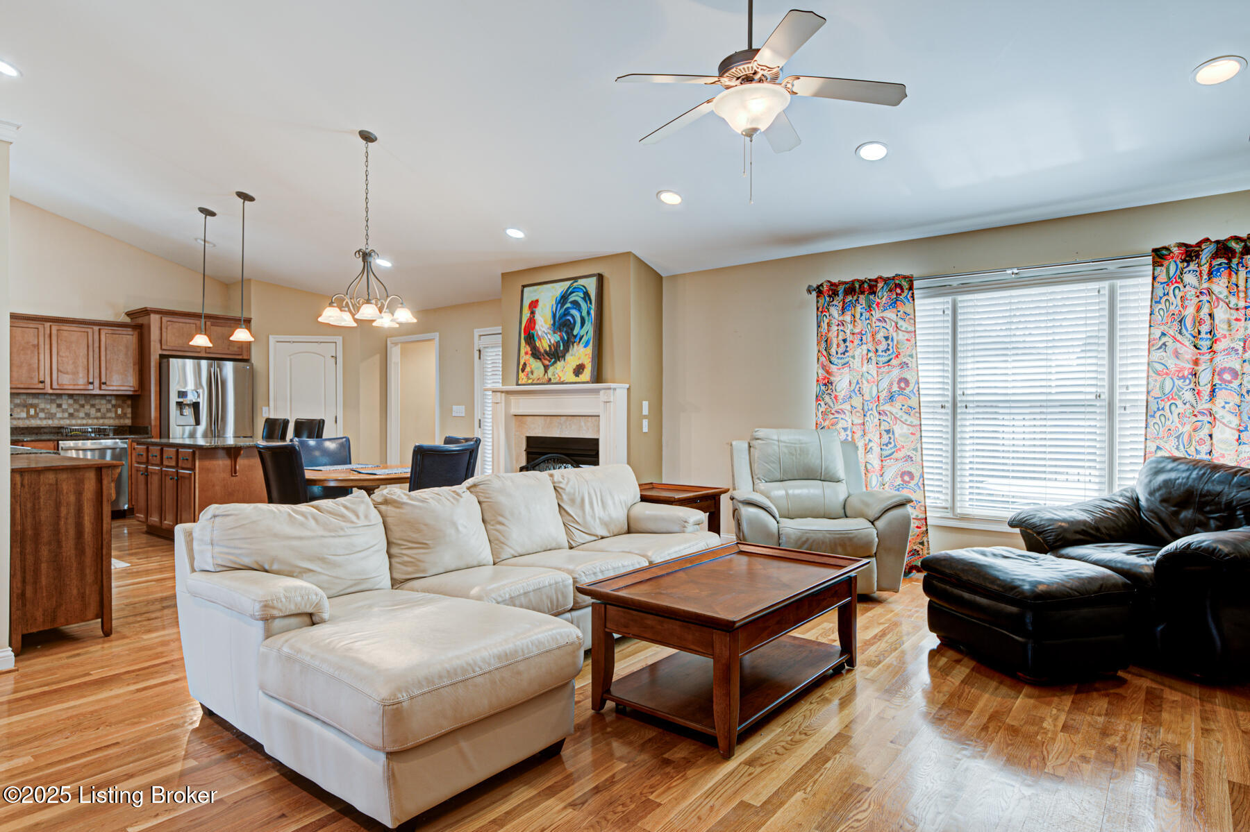 1004 Champions Cir, Simpsonville, Kentucky image 8
