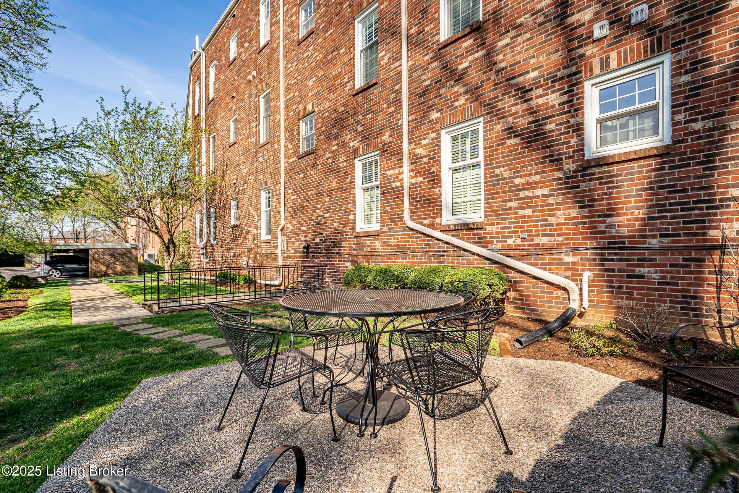3818 Washington Square Sq #5, Louisville, Kentucky image 47