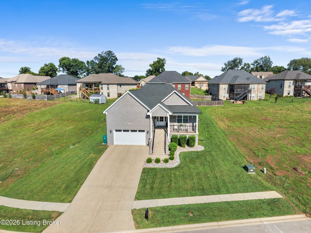 Photo of 307 Bischoff Way, Shepherdsville, KY 40165 (MLS # 1725457)