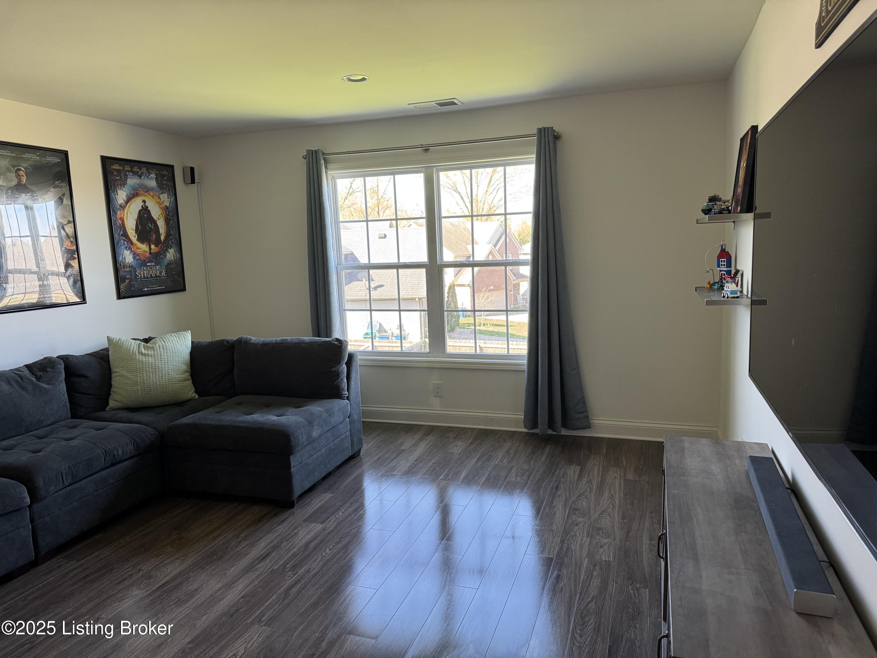 1906 Carabiner Way, Louisville, Pennsylvania image 18