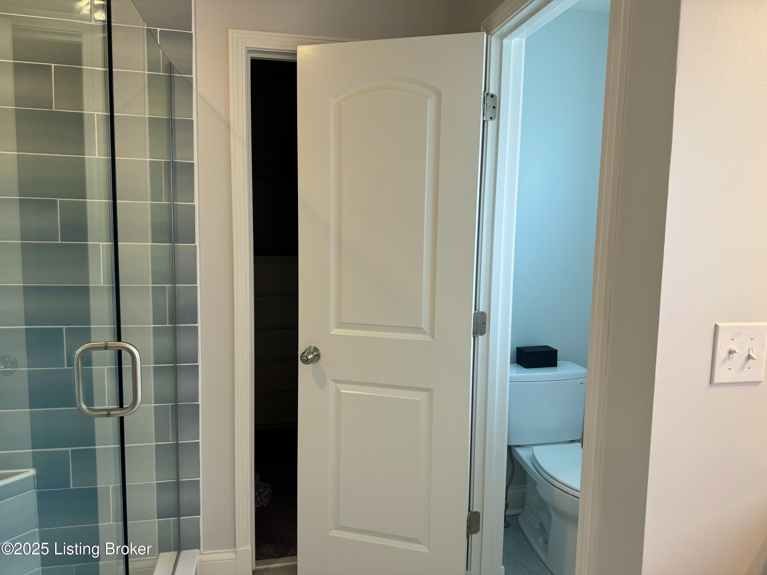 1906 Carabiner Way, Louisville, Pennsylvania image 46