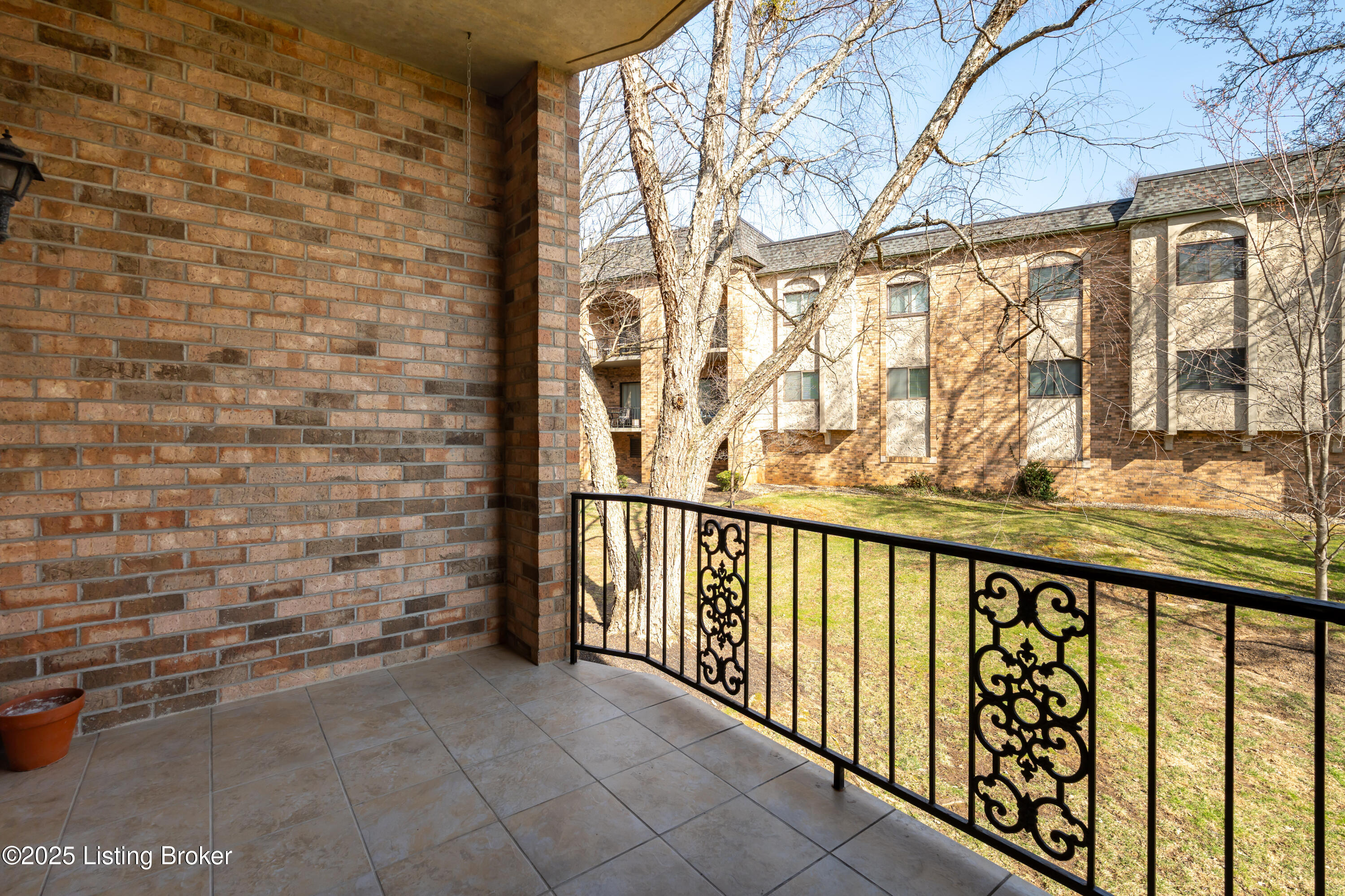 5800 Coach Gate Wynde #295 B, Louisville, Kentucky image 22