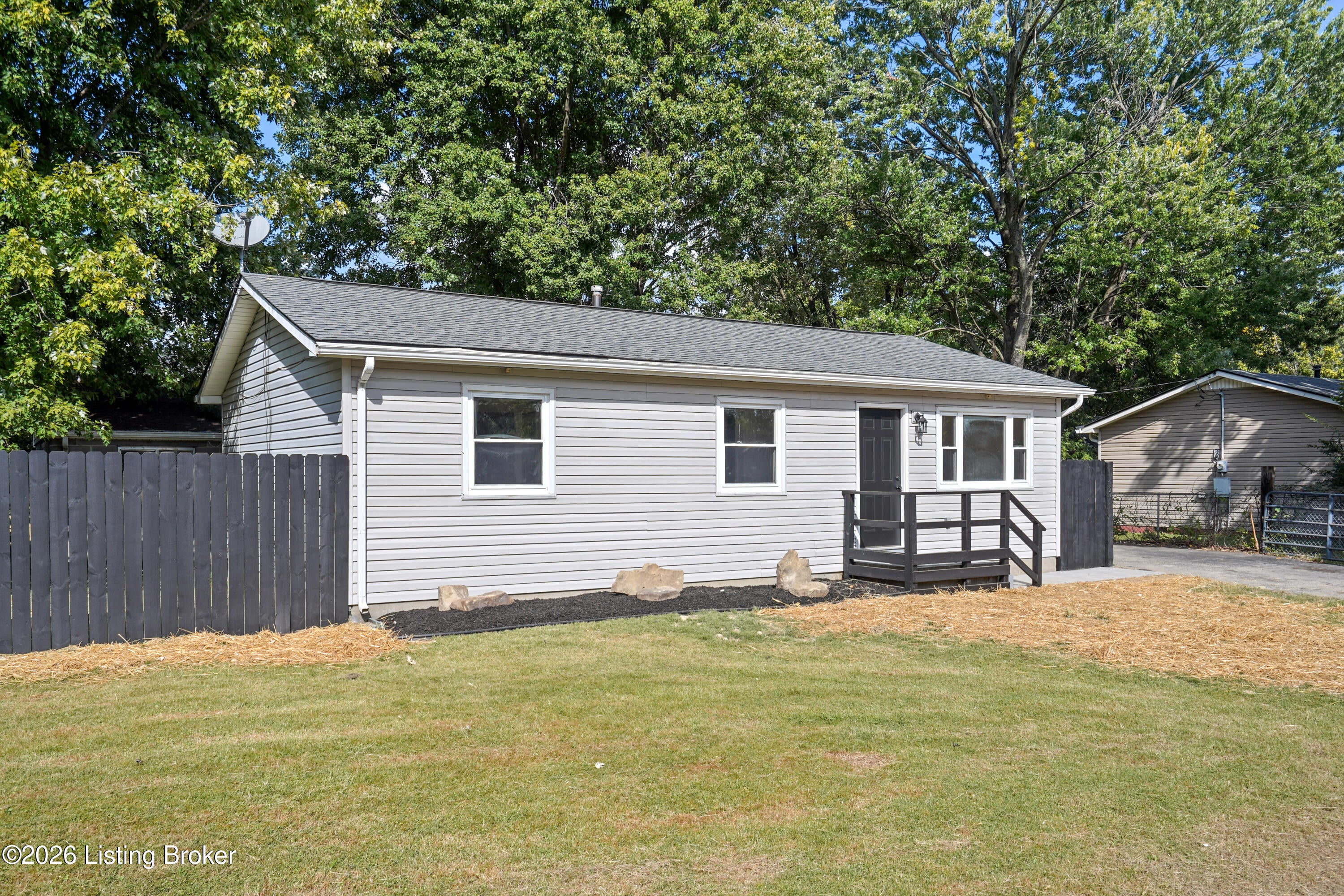 124 Melody Ln